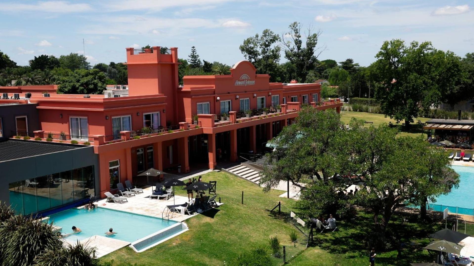 Howard Johnson Chascomus Bagian luar foto
