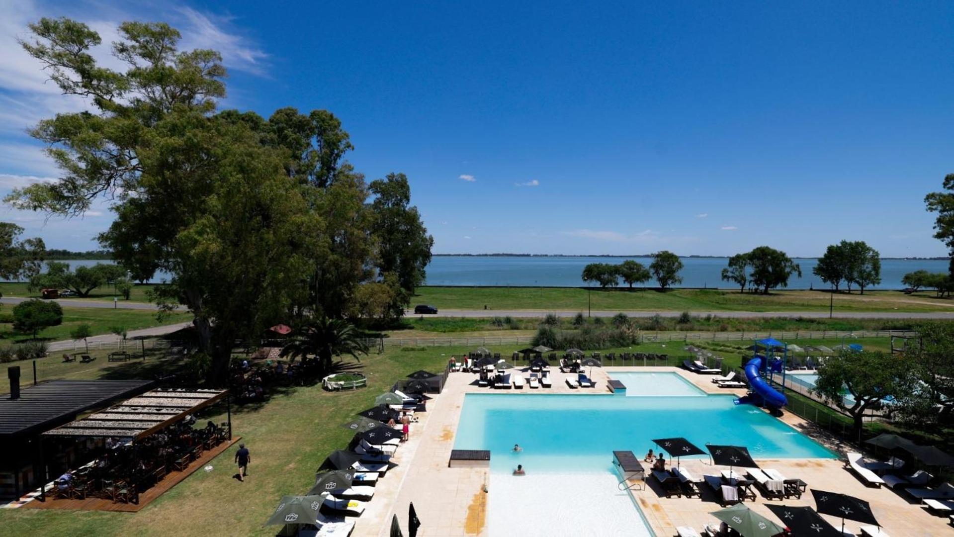 Howard Johnson Chascomus Bagian luar foto