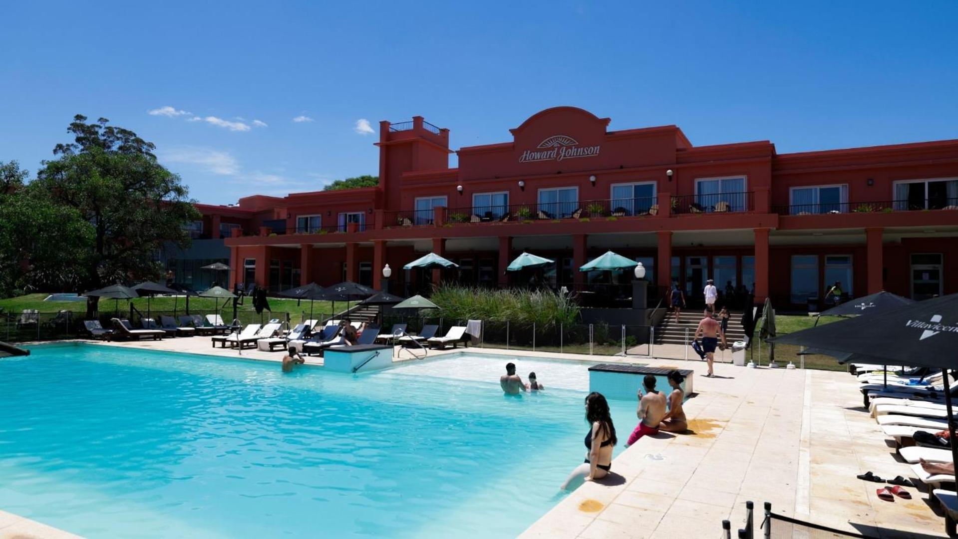 Howard Johnson Chascomus Bagian luar foto