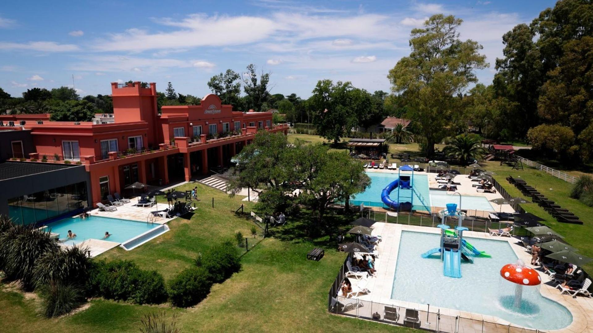 Howard Johnson Chascomus Bagian luar foto